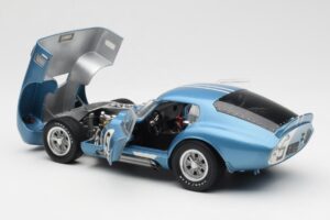 Shelby Cobra Daytona Coupe #5 D. Gurney / B. Bondurant 24 Hours of Le Mans 1964 Exoto 1:18 135190555498 Metāls — attēls 5 no 8