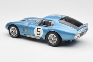 Shelby Cobra Daytona Coupe #5 D. Gurney / B. Bondurant 24 Hours of Le Mans 1964 Exoto 1:18 135190555498 Metāls — attēls 7 no 8