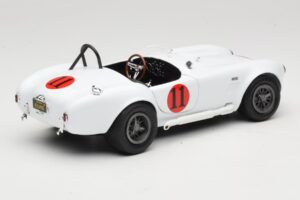Shelby Cobra 427 S/C Balts Auto World 1:18 AWSS104 Metāls — attēls 3 no 8