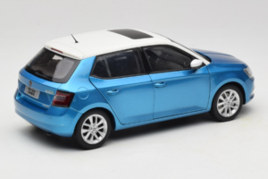 Skoda Fabia Mk3 Zils OEM 1:18 ZSF000004BLA Metāls — attēls 3 no 8
