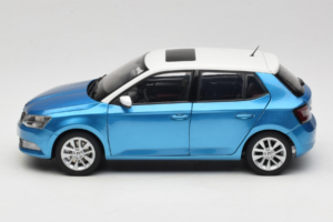 Skoda Fabia Mk3 Zils OEM 1:18 ZSF000004BLA Metāls — attēls 4 no 8