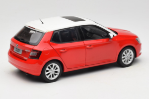Skoda Fabia Mk3 Sarkans OEM 1:18 ZSF00004ROT Metāls — attēls 3 no 8