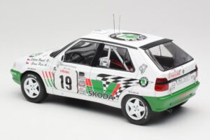 Skoda Felicia Kit Car #19 P. Sibera / P. Gross Tour de Corse 1995 IXO 1:18 18RMC149B Metāls — attēls 5 no 6