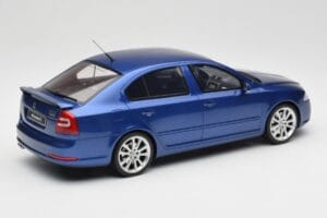 Skoda Octavia RS 1Z Race Blue Metallic Otto 1:18 OT478 Sveķi — attēls 2 no 6