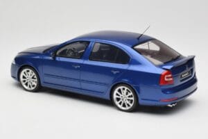 Skoda Octavia RS 1Z Race Blue Metallic Otto 1:18 OT478 Sveķi — attēls 5 no 6
