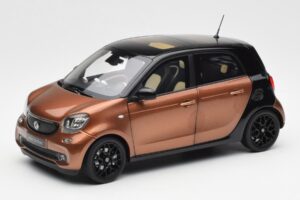 Smart Forfour W453 Melns Hazel Brūns Norev 1:18 B66960299 Metāls