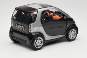 Smart Fortwo Melns Kyosho 1:18 0004830V000C08Q00 Metāls — attēls 3 no 8