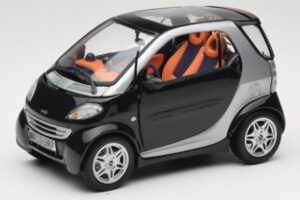 Smart Fortwo Melns Kyosho 1:18 0004830V000C08Q00 Metāls