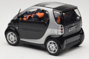 Smart Fortwo Melns Kyosho 1:18 0004830V000C08Q00 Metāls — attēls 7 no 8