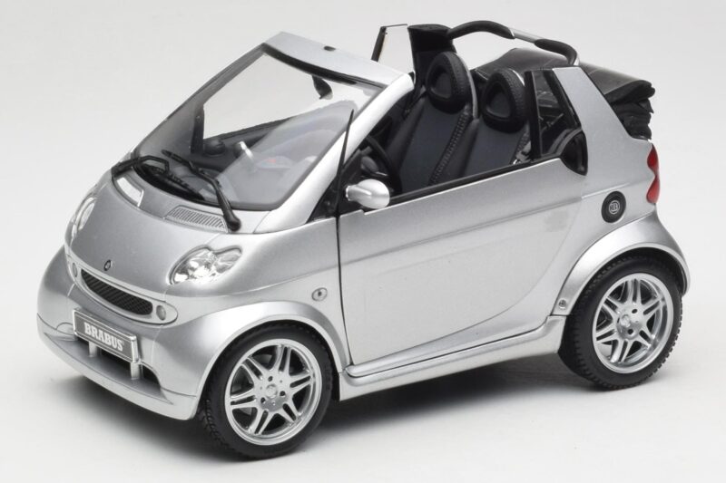 Smart Fortwo W450 Brabus Cabrio Sudrabs Dīleru Izdevums Kyosho 1:18 0017769V001C05Q00 Metāls