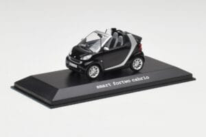 Smart Fortwo Cabrio Dziļi Melns Minichamps 1:43 Q0022561V001C18Q00 Metāls — attēls 2 no 4