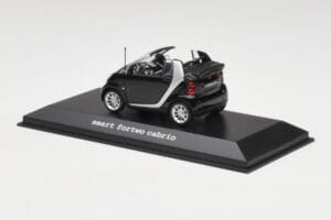 Smart Fortwo Cabrio Dziļi Melns Minichamps 1:43 Q0022561V001C18Q00 Metāls — attēls 3 no 4