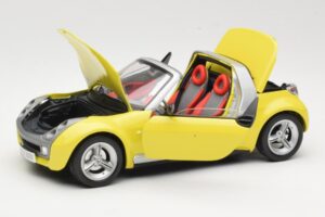 Smart Roadster 452 Dzeltens Bburago 1:18 34099-M2 Metāls — attēls 2 no 8
