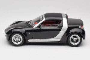 Smart Roadster Melns Bburago 1:18 34099-M1 Metāls — attēls 4 no 8