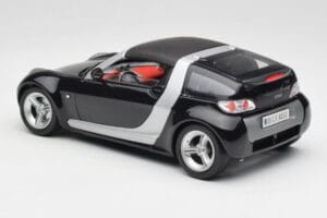 Smart Roadster Tumšzils Bburago 1:18 34917 Metāls — attēls 7 no 8