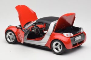 Smart Roadster Sarkans Bburago 1:18 34099 Metāls — attēls 5 no 8