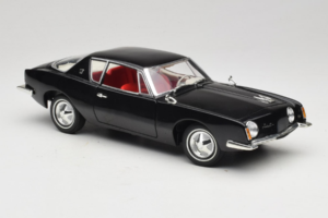 Studebaker Avanti Melns Signature Models 1:18 STUDEBAKER001 Metāls — attēls 6 no 8