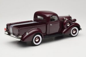 Studebaker Coupe Express Pickup Brūns American Mint 1:18 92458-R1 Metāls — attēls 3 no 8