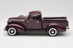 Studebaker Coupe Express Pickup Brūns American Mint 1:18 92458-R1 Metāls — attēls 4 no 8
