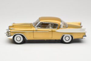 Studebaker Golden Hawk Anson 1:18 30384 Metāls — attēls 4 no 8