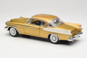 Studebaker Golden Hawk Anson 1:18 30384 Metāls — attēls 7 no 8