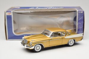 Studebaker Golden Hawk Anson 1:18 30384 Metāls — attēls 8 no 8