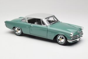 Studebaker Starliner Seafoam Zaļš & Shasta Balts Maisto 1:18 31651 Metāls — attēls 5 no 8