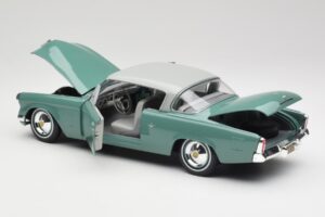 Studebaker Starliner Seafoam Zaļš & Shasta Balts Maisto 1:18 31651 Metāls — attēls 6 no 8