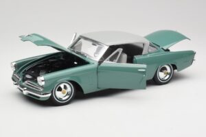 Studebaker Starliner Seafoam Zaļš & Shasta Balts Maisto 1:18 31651 Metāls — attēls 7 no 8