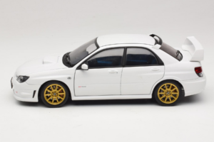 Subaru Impreza WRX STi GD Balts AUTOart 1:18 78682 Metāls — attēls 4 no 8