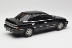 Subaru Legacy RS Melns IXO 1:18 18CMC131A Metāls — attēls 2 no 6