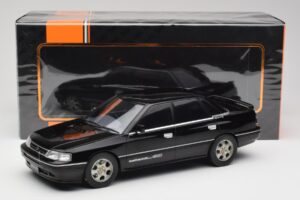Subaru Legacy RS Melns IXO 1:18 18CMC131A Metāls — attēls 6 no 6