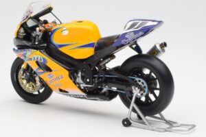 Suzuki GSX-R 1000 Team Alstare Corona Extra T. Corser WSB 2005 Minichamps 1:12 122052211 Metāls — attēls 5 no 6