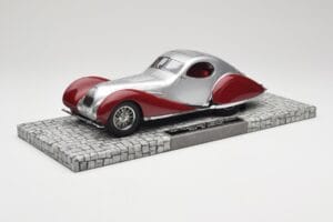 Talbot-Lago T150 C-SS Coupe Sudrabs Sarkans Minichamps 1:18 107117121 Sveķi
