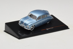 Tatra T600 Tatraplan Zils IXO 1:43 CLC594N Metāls — attēls 2 no 4