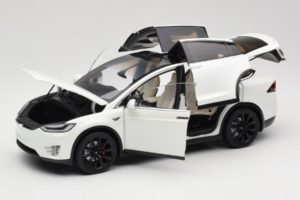 Tesla Model X Balts OEM 1:18 TESLA001 Metāls — attēls 2 no 8