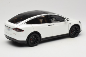 Tesla Model X Balts OEM 1:18 TESLA001 Metāls — attēls 3 no 8