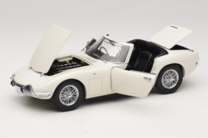 Toyota 2000 GT Kabriolets Balts James Bond Collection AUTOart 1:18 78731 Metāls — attēls 2 no 8