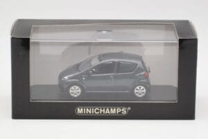 Toyota Aygo AB10 Grey Metallic Minichamps 1:43 AYGO001 Metāls — attēls 4 no 4