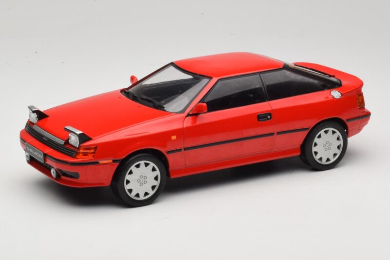 Toyota Celica GT-Four ST165 Sarkans IXO 1:18 18CMC001 Metāls