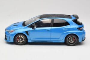 Toyota GR Corolla E210 Circuit Edition Flame Blue Otto 1:18 OT1169 Sveķi — attēls 3 no 6