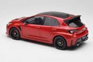 Toyota GR Corolla Circuit Edition E210 Supersonic Red Otto 1:18 OT1072 Sveķi — attēls 5 no 6