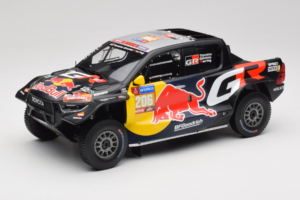 Toyota GR DKR Hilux Evo #206 L. Moraes / A. Monleon Rally Dakar 2024 IXO 1:18 18RMC238A Metāls