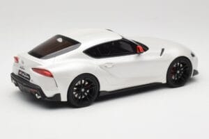 Toyota GR Supra A90 Fuji Speedway Edition White Pearl Metallic GT Spirit 1:18 GT341 Sveķi — attēls 2 no 6