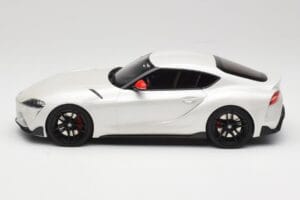 Toyota GR Supra A90 Fuji Speedway Edition White Pearl Metallic GT Spirit 1:18 GT341 Sveķi — attēls 3 no 6