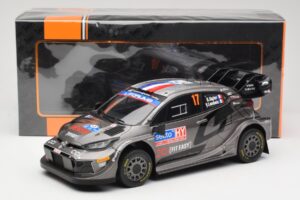 Toyota GR Yaris Rally1 #17 Toyota Gazoo Racing WRT S. Ogier / V. Landais Rally Finland 2024 IXO 1:18 18RMC216 Metāls — attēls 6 no 6