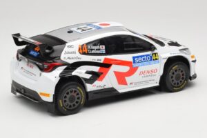Toyota GR Yaris Rally2 #44 H. Kogure Rally Finland 2024 IXO 1:18 18RMC212B Metāls — attēls 2 no 6