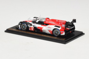 Toyota GR010 Hybrid Hypercar #8 S. Buemi / B. Hartley / R. Hirakawa Toyota Gazoo Racing 24 Hours of Le Mans 2023 Spark 1:43 T — attēls 4 no 4