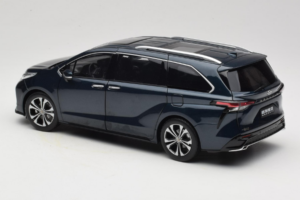 Toyota Granvia Tumši Zils OEM 1:18 FCL22GR803 Metāls — attēls 7 no 8
