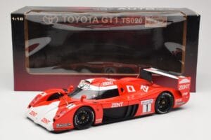 Toyota GT-One TS020 GT1 #1 M. Brundle / E. Collard / V. Sospiri 24 Hours of Le Mans 1999 AUTOart 1:18 89986 Metāls — attēls 6 no 6